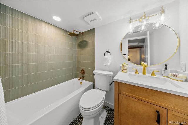 2541 Elm Street, Denver, CO 80207