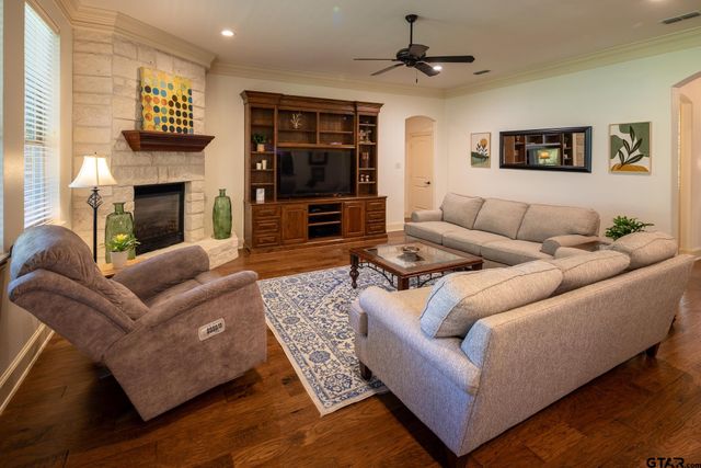 14222 Pinebrook, Tyler, TX 75703