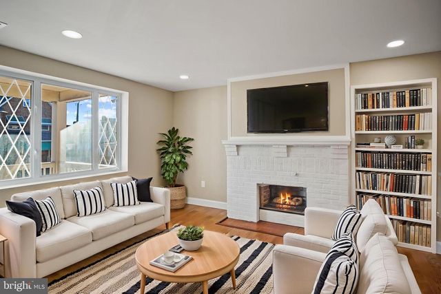 604 N AUGUSTA AVE, Baltimore, MD 21229