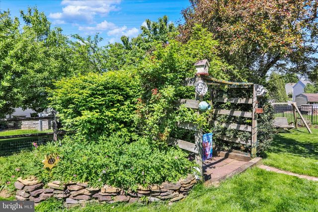13 BRIDLE PATH, Ephrata, PA 17522