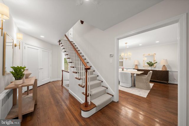 2800 FOXHALL RD NW, Washington, DC 20007