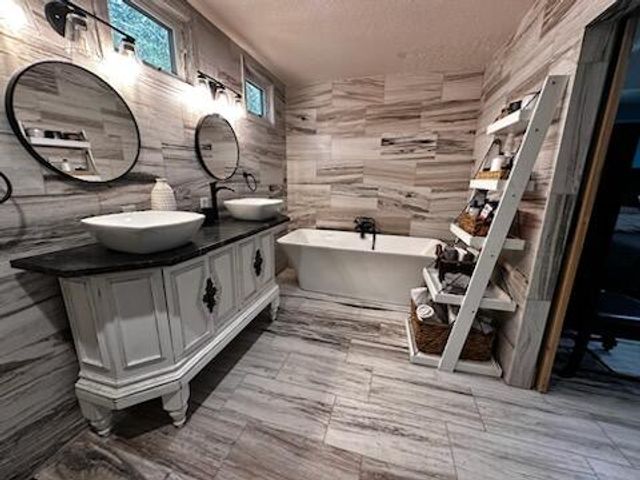 4332 145th Avenue N, Loxahatchee Groves, FL 33470