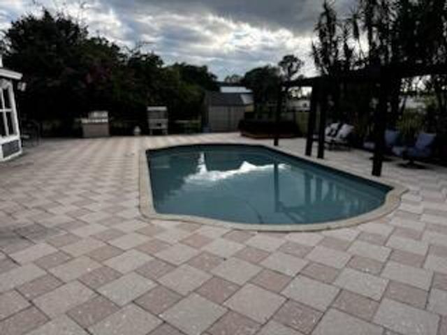 4332 145th Avenue N, Loxahatchee Groves, FL 33470