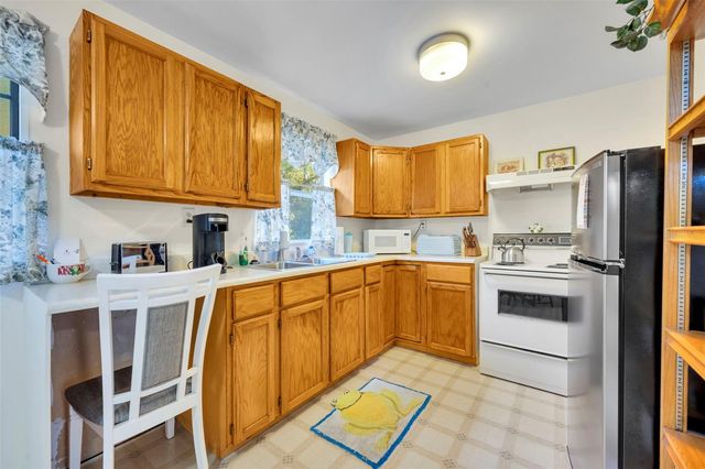 26721 BLOOMFIELD AVENUE, Yalaha, FL 34797