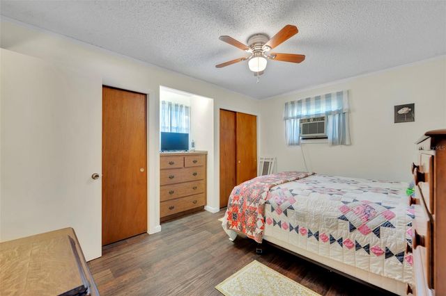 26721 BLOOMFIELD AVENUE, Yalaha, FL 34797