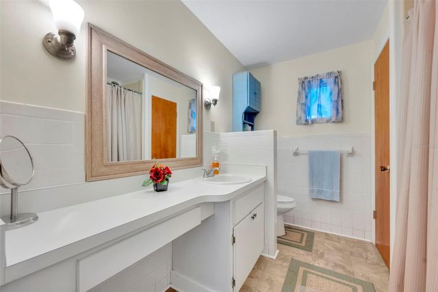 26721 BLOOMFIELD AVENUE, Yalaha, FL 34797