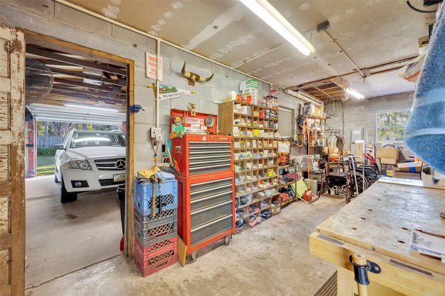 26721 BLOOMFIELD AVENUE, Yalaha, FL 34797