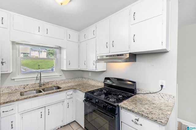 4009 SAINT JOHN LANE NW, Pinson, AL 35215