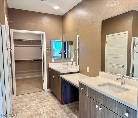 5025 East Beacon Ridge Drive, Pahrump, NV 89061