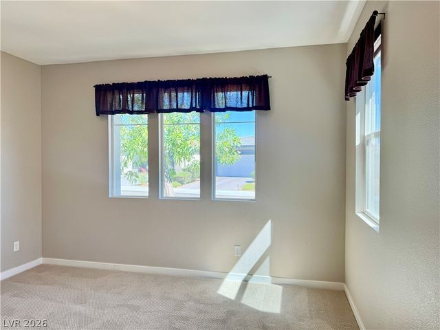 5025 East Beacon Ridge Drive, Pahrump, NV 89061
