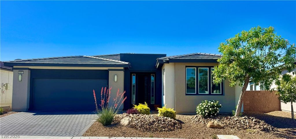 5025 East Beacon Ridge Drive, Pahrump, NV 89061