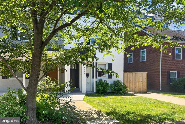 3234 9TH ST S, Arlington, VA 22204