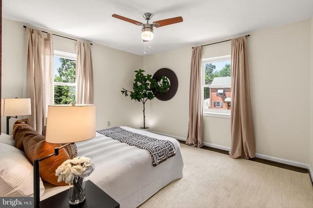 3234 9TH ST S, Arlington, VA 22204