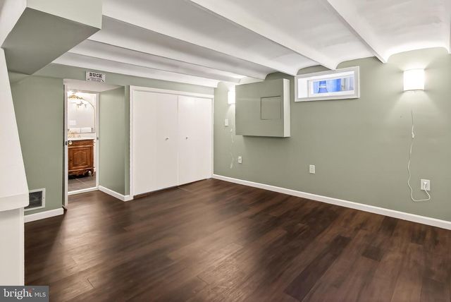 3234 9TH ST S, Arlington, VA 22204