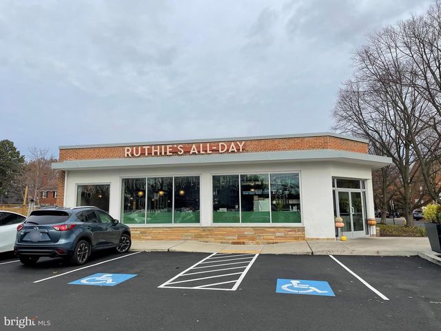 3234 9TH ST S, Arlington, VA 22204