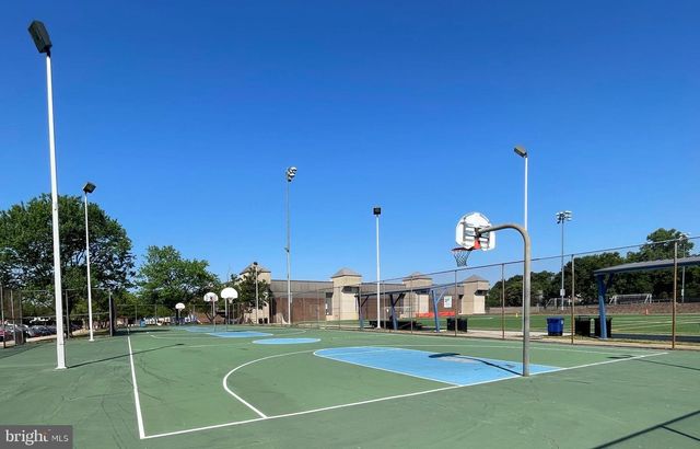 3234 9TH ST S, Arlington, VA 22204