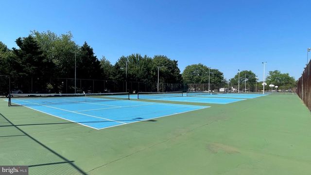 3234 9TH ST S, Arlington, VA 22204