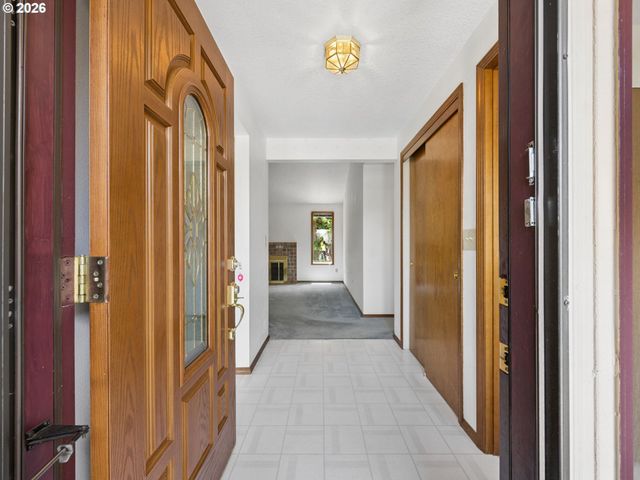 6930 Se 115TH Ave, Portland, OR 97266
