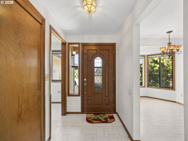 6930 Se 115TH Ave, Portland, OR 97266