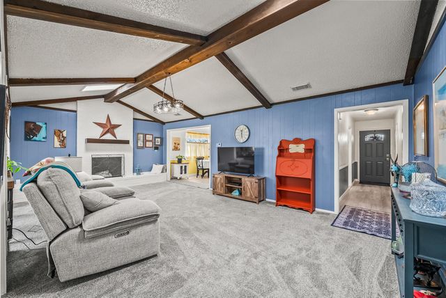 1500 W Garza Street, Slaton, TX 79364