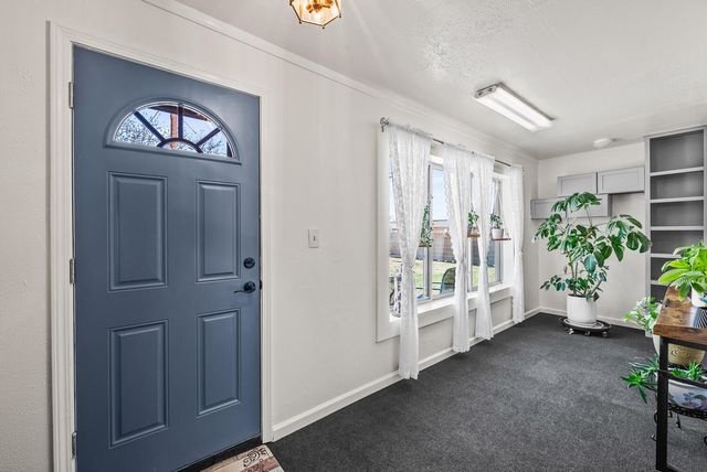 1500 W Garza Street, Slaton, TX 79364