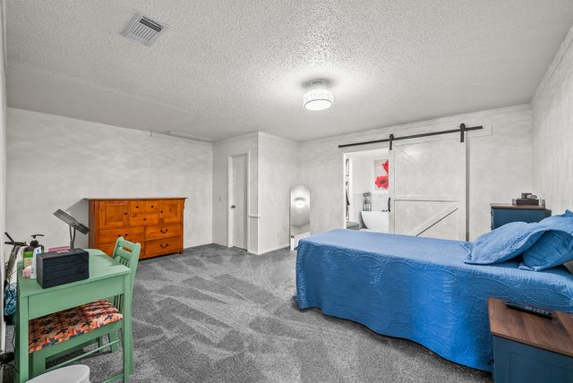 1500 W Garza Street, Slaton, TX 79364