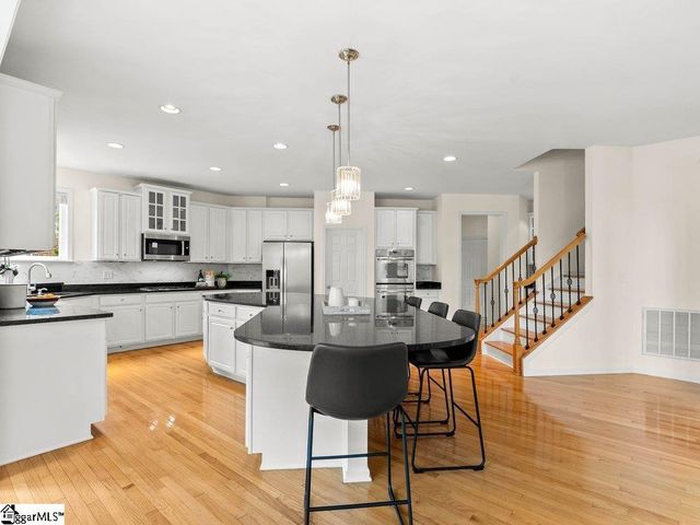 1 Glengrove Drive, Simpsonville, SC 29681