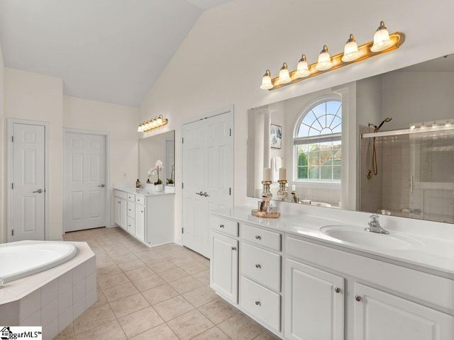 1 Glengrove Drive, Simpsonville, SC 29681
