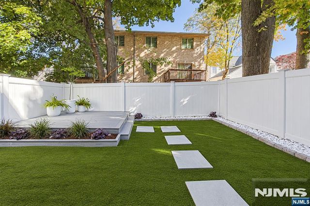 457 Lincoln Avenue 457, Cliffside Park, NJ 07010