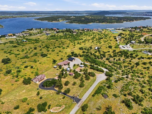 1083 Antler Drive, Strawn, TX 76475