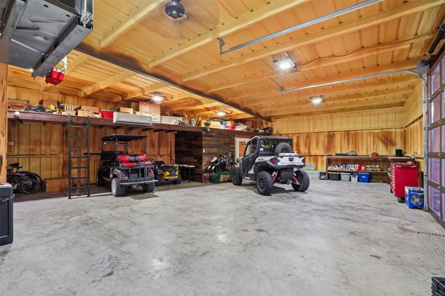 1083 Antler Drive, Strawn, TX 76475