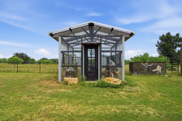 1083 Antler Drive, Strawn, TX 76475