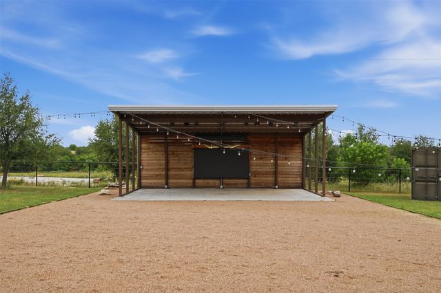 1083 Antler Drive, Strawn, TX 76475