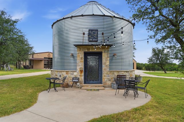 1083 Antler Drive, Strawn, TX 76475