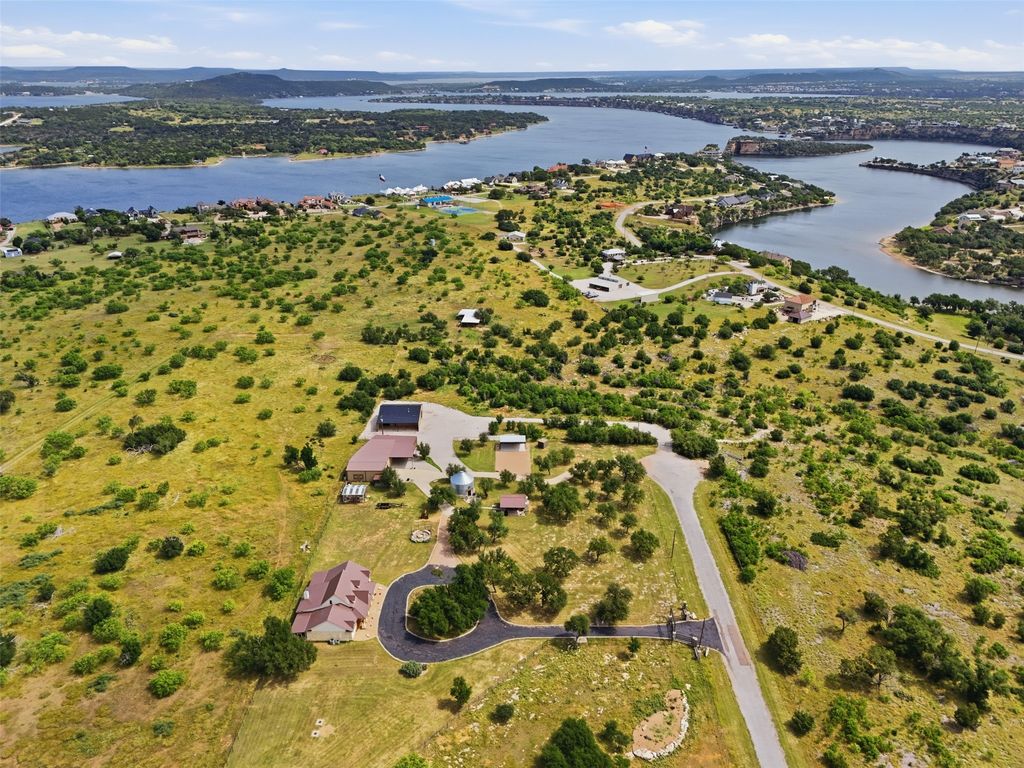 1083 Antler Drive, Strawn, TX 76475