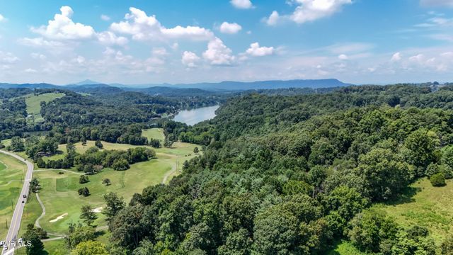 208 Park Ridge Court, Kingsport, TN 37664