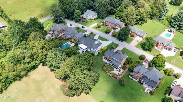 208 Park Ridge Court, Kingsport, TN 37664