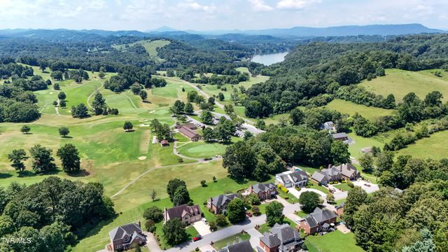 208 Park Ridge Court, Kingsport, TN 37664