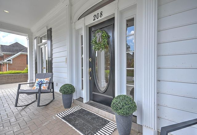 208 Park Ridge Court, Kingsport, TN 37664