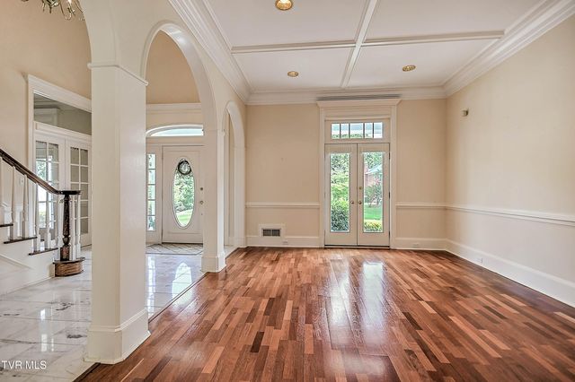 208 Park Ridge Court, Kingsport, TN 37664