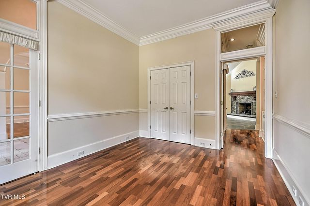 208 Park Ridge Court, Kingsport, TN 37664