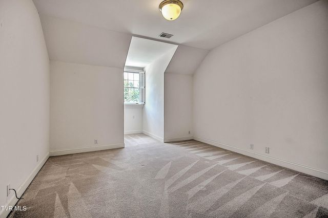 208 Park Ridge Court, Kingsport, TN 37664