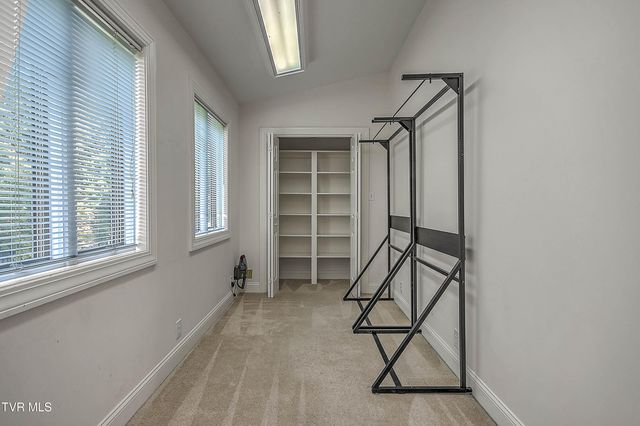 208 Park Ridge Court, Kingsport, TN 37664