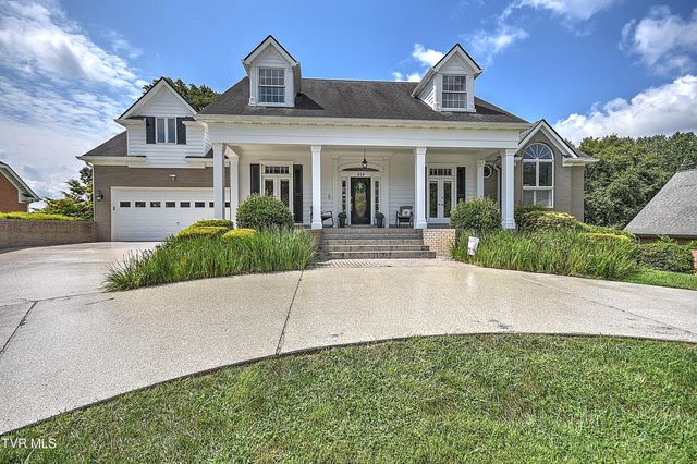 208 Park Ridge Court, Kingsport, TN 37664