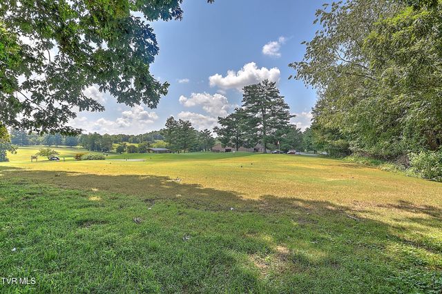 208 Park Ridge Court, Kingsport, TN 37664