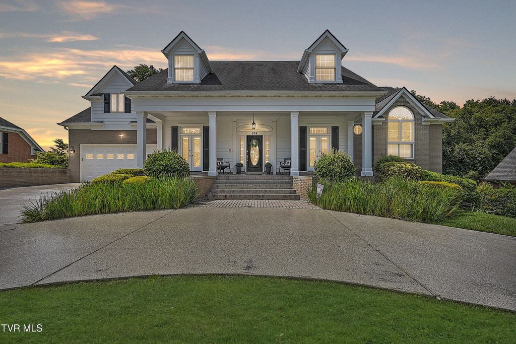208 Park Ridge Court, Kingsport, TN 37664