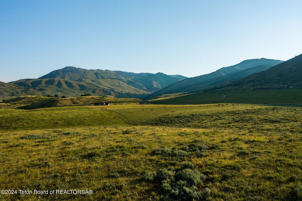 8500 HORSE CREEK MESA Road, Jackson, WY 83001 photo 11