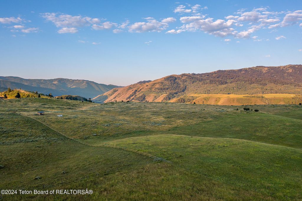 8500 HORSE CREEK MESA Road, Jackson, WY 83001 photo 12