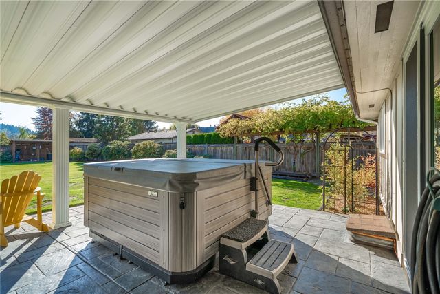 1504 7th Avenue SW, Puyallup, WA 98371