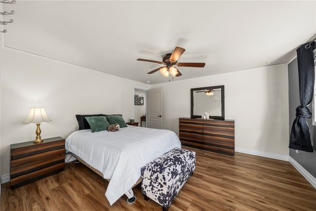 1504 7th Avenue SW, Puyallup, WA 98371
